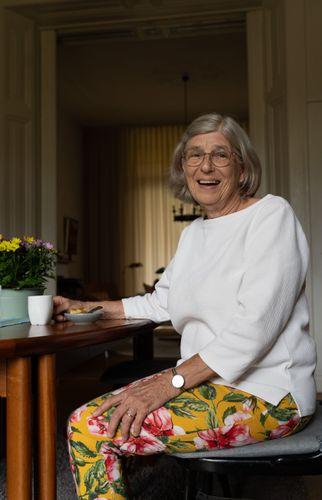 Nelleke den Boer is een van de deelnemers die de workshops monumentale interieurs heeft gevolgd.