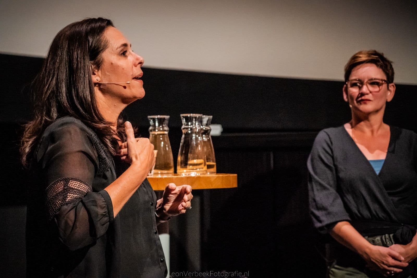 Irma Sluis en Iris Wijnen, sprekers tijdens GrondFest